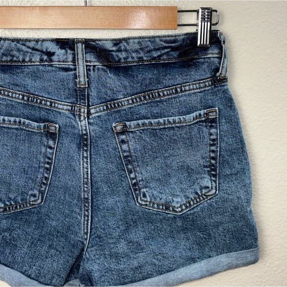 Wild Fable Shorts women's size 4/27 Mom High Rise Cuffed Jean Blue Stone Wash - Picture 13 of 14